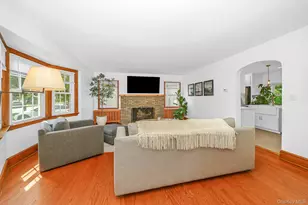 228 Vancott Ave, Farmingdale, NY 11735 - Photo 21