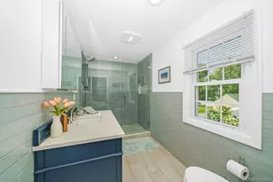 228 Vancott Ave, Farmingdale, NY 11735 - Photo 35