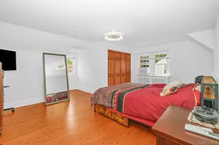 228 Vancott Ave, Farmingdale, NY 11735 - Photo 33
