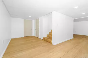 228 Vancott Ave, Farmingdale, NY 11735 - Photo 39