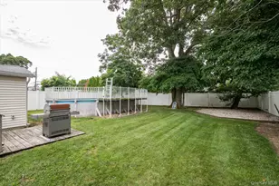 1135 Ruth Pl, North Bellmore, NY 11710 - Photo 17
