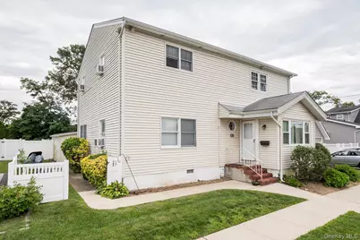 1135 Ruth Place, North Bellmore, NY 11710 - Photo 3