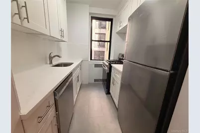 50 Lefferts Avenue #2M, Brooklyn, NY 11238 - Photo 3