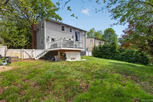 15 Bergen Ct, Huntington Station, NY 11746 - Photo 23