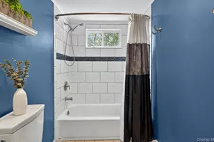 15 Bergen Ct, Huntington Station, NY 11746 - Photo 15