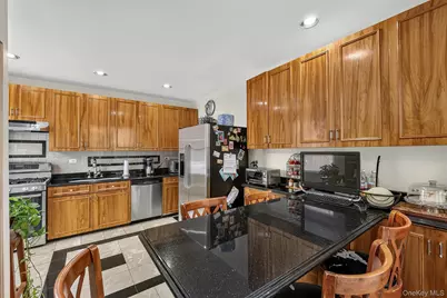 2218 Holland Avenue, Bronx, NY 10467 - Photo 21