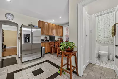 2218 Holland Avenue, Bronx, NY 10467 - Photo 25