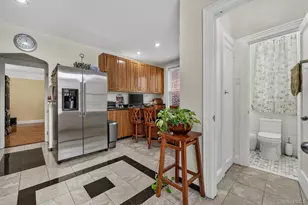 2218 Holland Ave, Bronx, NY 10467 - Photo 25