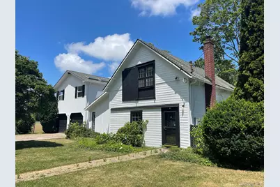 270 North Street, Cutchogue, NY 11935 - Photo 1
