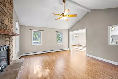797 Waverly Avenue, Holtsville, NY 11742 - Photo 19