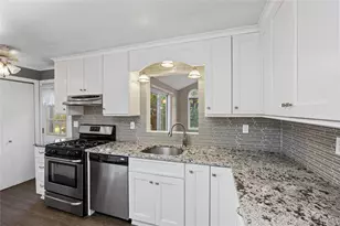 797 Waverly Ave, Holtsville, NY 11742 - Photo 13