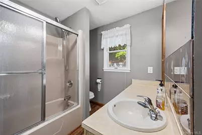 797 Waverly Avenue, Holtsville, NY 11742 - Photo 21