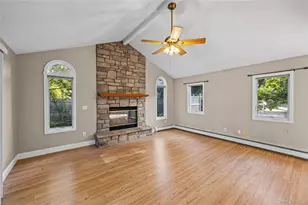 797 Waverly Ave, Holtsville, NY 11742 - Photo 15