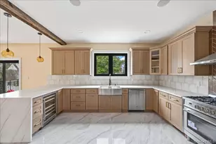 631 N Broadway, Yonkers, NY 10701 - Photo 11