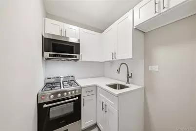 310 E 70th Street #5C, New York, NY 10021 - Photo 11