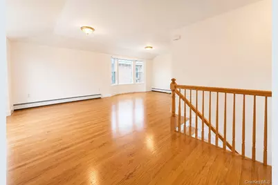 14925 15th Drive #2nd fl, Whitestone, NY 11357 - Photo 3