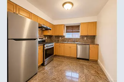 14925 15th Drive #2nd fl, Whitestone, NY 11357 - Photo 5