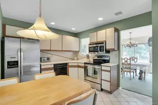 121 Scarlett Dr, Commack, NY 11725 - Photo 11