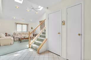 121 Scarlett Dr, Commack, NY 11725 - Photo 9