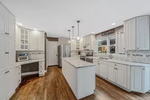 8 Old Orchard Ct, Rocky Point, NY 11778 - Photo 9