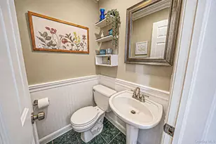 8 Old Orchard Ct, Rocky Point, NY 11778 - Photo 15