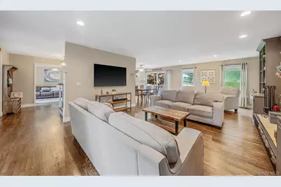 8 Old Orchard Court, Rocky Point, NY 11778 - Photo 7