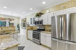 107 Kettles Ln, Medford, NY 11763 - Photo 13