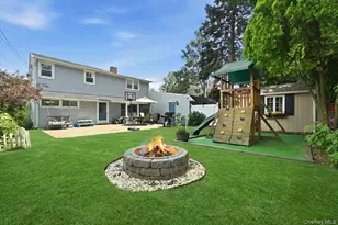 64 Bridle Ln, Hicksville, NY 11801 - Photo 23