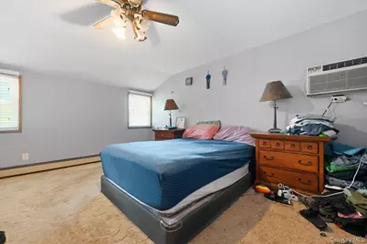 64 Bridle Lane, Hicksville, NY 11801 - Photo 15