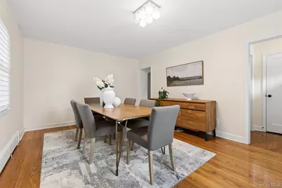 101 Lefferts Road, Garden City, NY 11530 - Photo 5