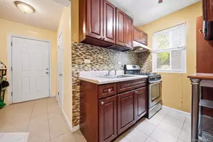 115-35 197th St, Saint Albans, NY 11412 - Photo 9