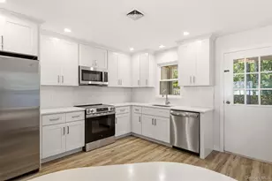 254 Edinburgh Dr, Ridge, NY 11961 - Photo 9