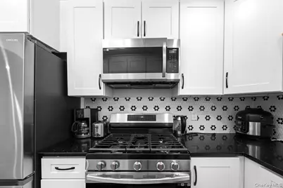 115-30 142nd 142 Street, Jamaica, NY 11436 - Photo 7