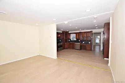 37 Amby Avenue, Plainview, NY 11803 - Photo 3