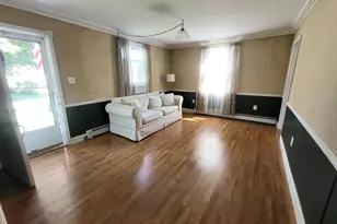 3 Vanamee St, Newburgh, NY 12550 - Photo 9
