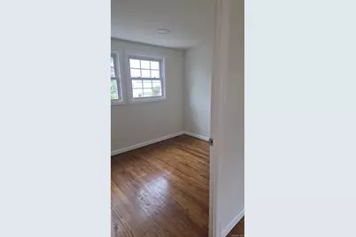 94 Gates Avenue, Valley Stream, NY 11580 - Photo 11