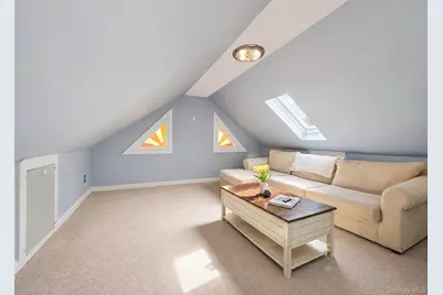9 Ocean Avenue, Amityville, NY 11701 - Photo 31