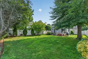 615 Briggs St, Bellmore, NY 11710 - Photo 25