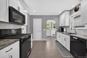 615 Briggs St, Bellmore, NY 11710 - Photo 7