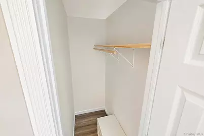 65 Hawthorne Avenue, West Babylon, NY 11704 - Photo 27
