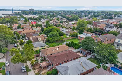 15018 8th Avenue, Whitestone, NY 11357 - Photo 5