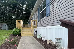 52 Osborne Hill Rd, Wappingers Falls, NY 12590 - Photo 3