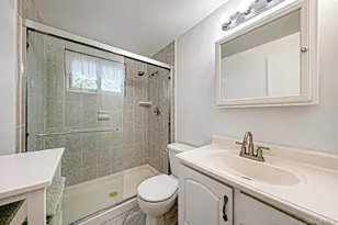 236 36th St, Lindenhurst, NY 11757 - Photo 19