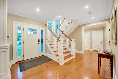1125 Little Whaleneck Road, Merrick, NY 11566 - Photo 13