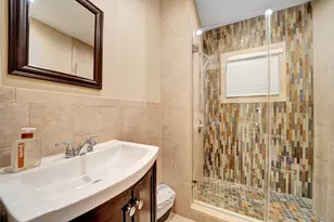 1125 Little Whaleneck Rd, Merrick, NY 11566 - Photo 31