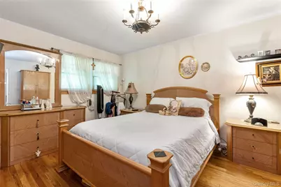 7349 196th Place, Fresh Meadows, NY 11366 - Photo 15