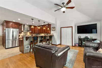 7349 196th Place, Fresh Meadows, NY 11366 - Photo 11