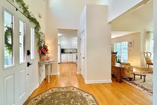 202 Cinnamon Cir, Rhinebeck, NY 12572 - Photo 3