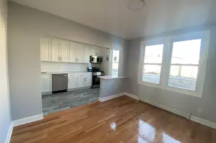 71-27 69th St, Ridgewood, NY 11385 - Photo 3