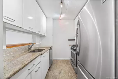 4 Martine Avenue #120, White Plains, NY 10606 - Photo 3